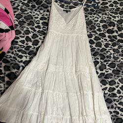 white dress 