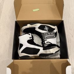 Hayabusa boxing shoes Size 8 Men 