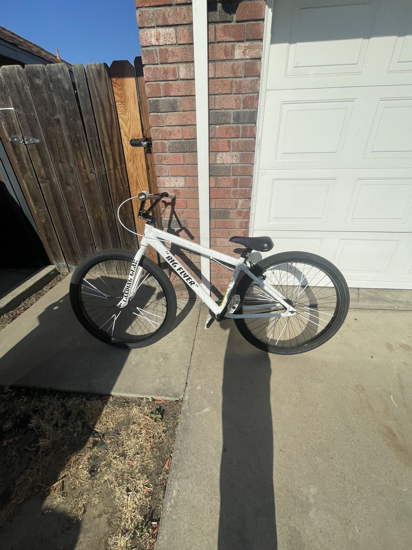 Oreo And Cream Big Flyer 29 Inch