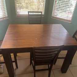 Wooden Extendable Table 