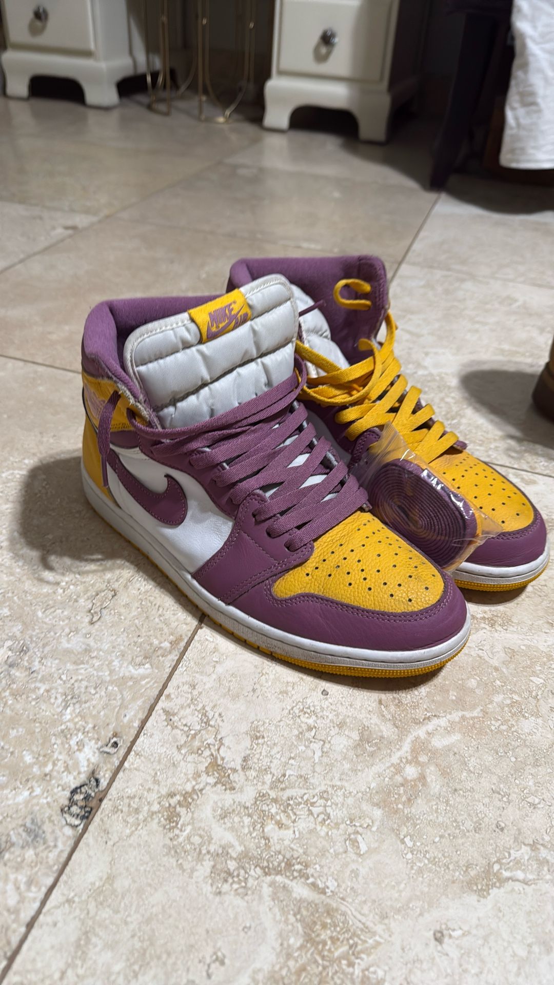Jordan 1’s “Brotherhood”
