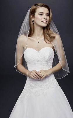 Strapless Tulle Wedding Dress With Lace Applique Size: 14W