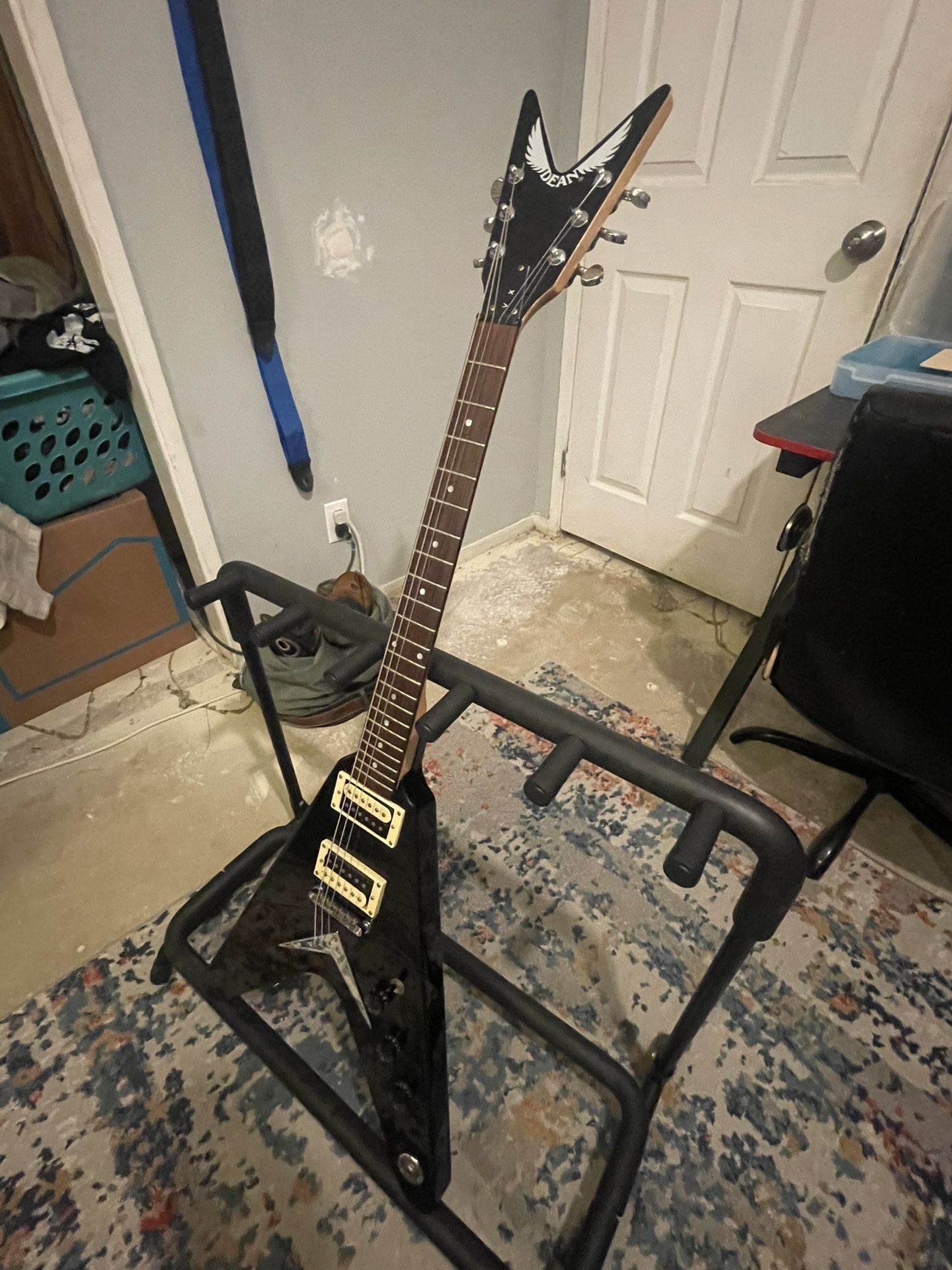 DEAN Flying V Hard Tail BEST OFFER