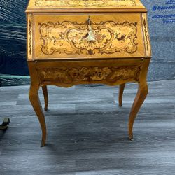 French marquetry inlaid walnut Desk