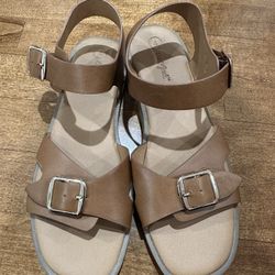 Girls Size 4 Faux Leather Sandals 