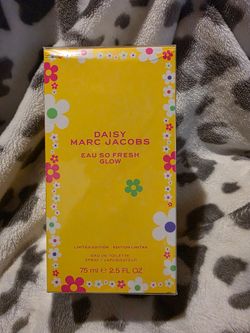 Marc Jacobs Daisy Eau So Fresh Glow