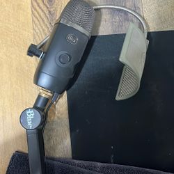 Blue Yeticaster Pro Broadcast