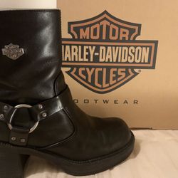 Ladies Boots