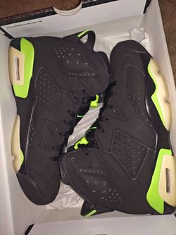 Electric green 6's Men's size 9