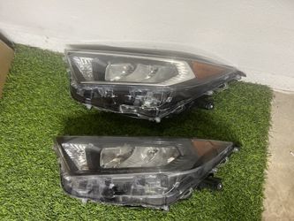 2019-2021 TOYOTA RAV4 LEFT HEADLIGHT OEM