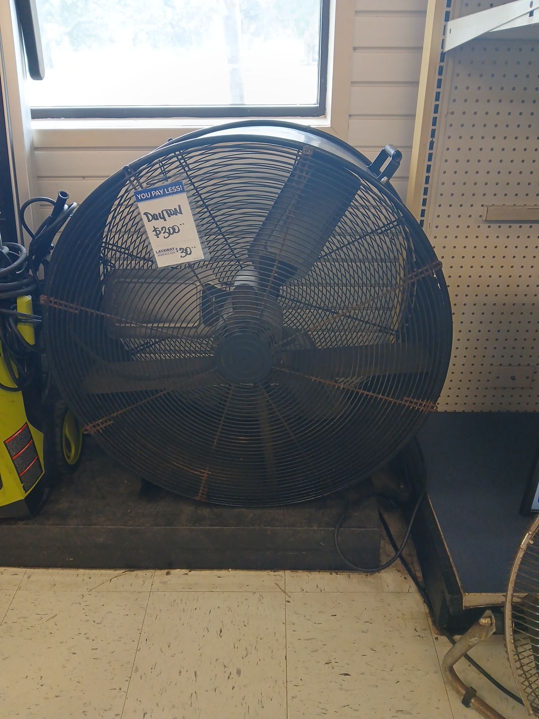 Shop Fan
