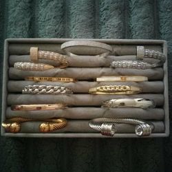 Women's Beautiful Bracelets 