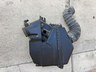 2015 Toyota Tacoma OEM Intake