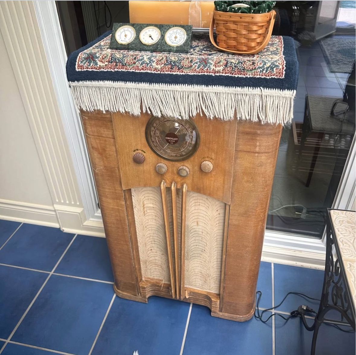 Antique Radio
