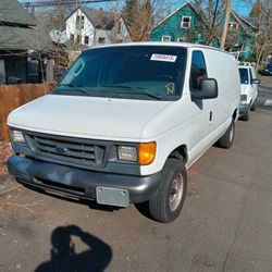 2003 Ford E-150