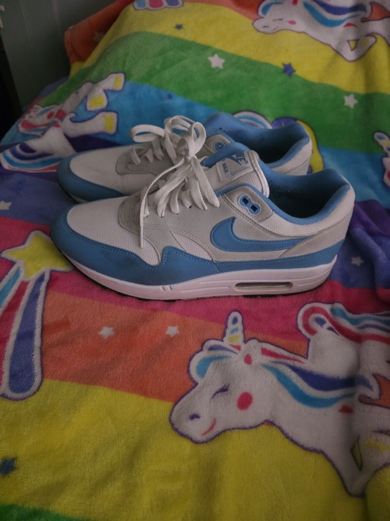 Nike Air Max Size 11.