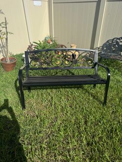 Black Metal Outdoor Garden Bench