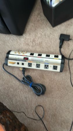 Monster power HTS 1000 MKII Home Theater PowerCenter