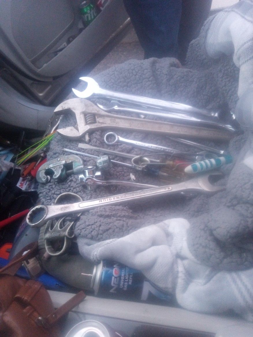 Misc. Tools Big 🔧🛠️ 🪛 Lots More Expensive
