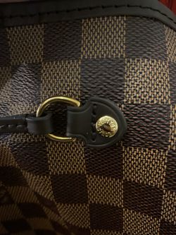 Louis Vuitton Monogram Luco Shoulder Bag SR0979 for Sale in Gilbert, AZ -  OfferUp