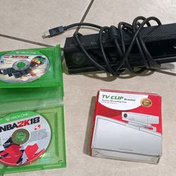 XBOX ONE ACESSORIES ASKING $15 FIRM FOR ALL, PUO ON 59TH AVE IN CAMELBACK 