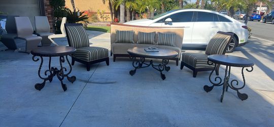 Couch And Table