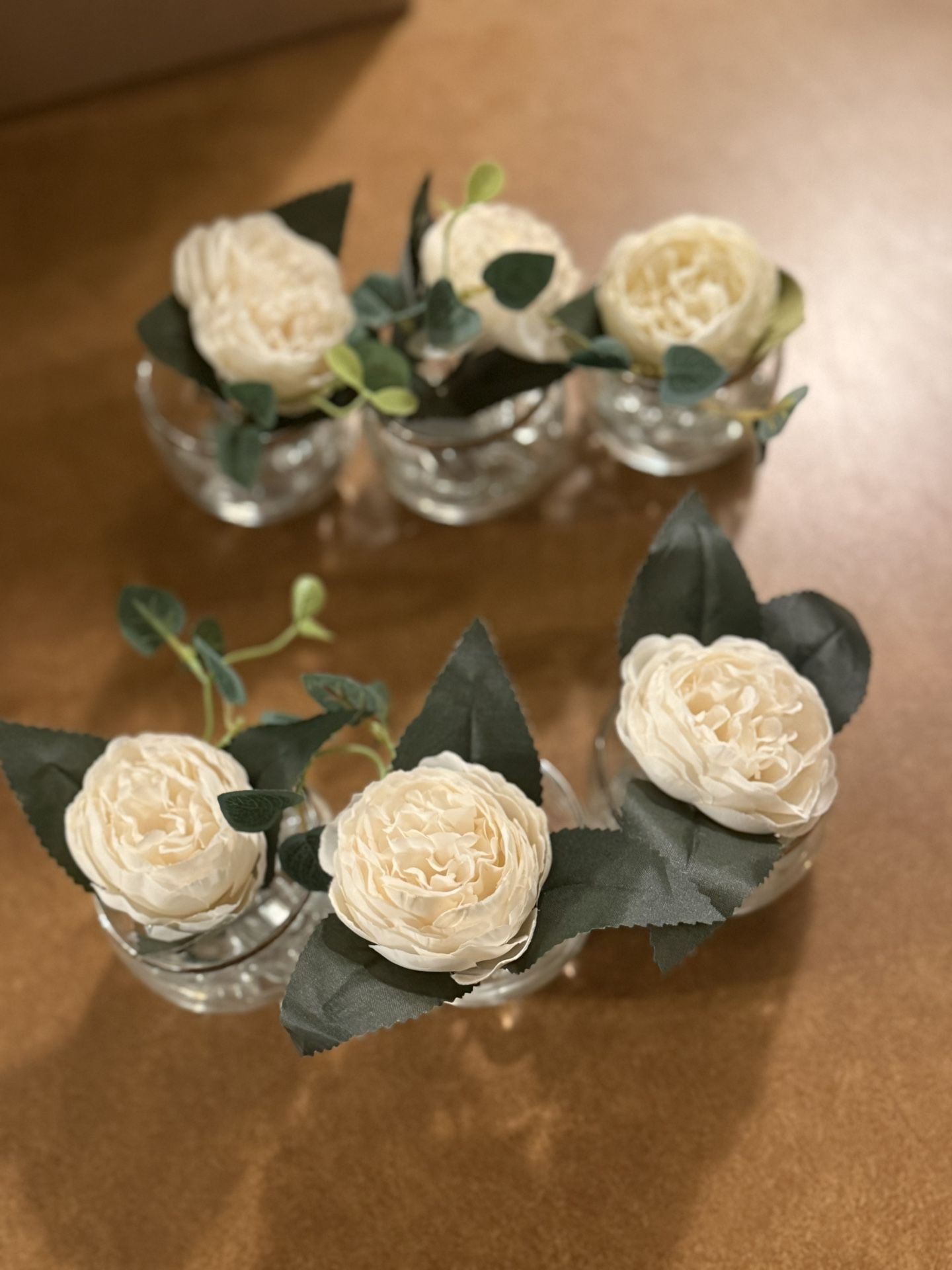 Set Of 6 White Rose Centerpieces