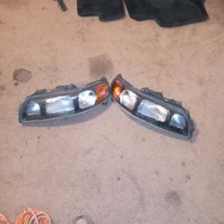 2004 Volvo S60 Headlights