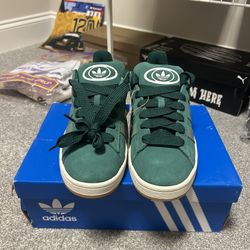 *Brand New* Adidas campus 00s collegiate green silver green Size (9M, 10W)