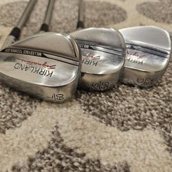 Kirkland Signature Wedge Set – 52°, 56°, 60°