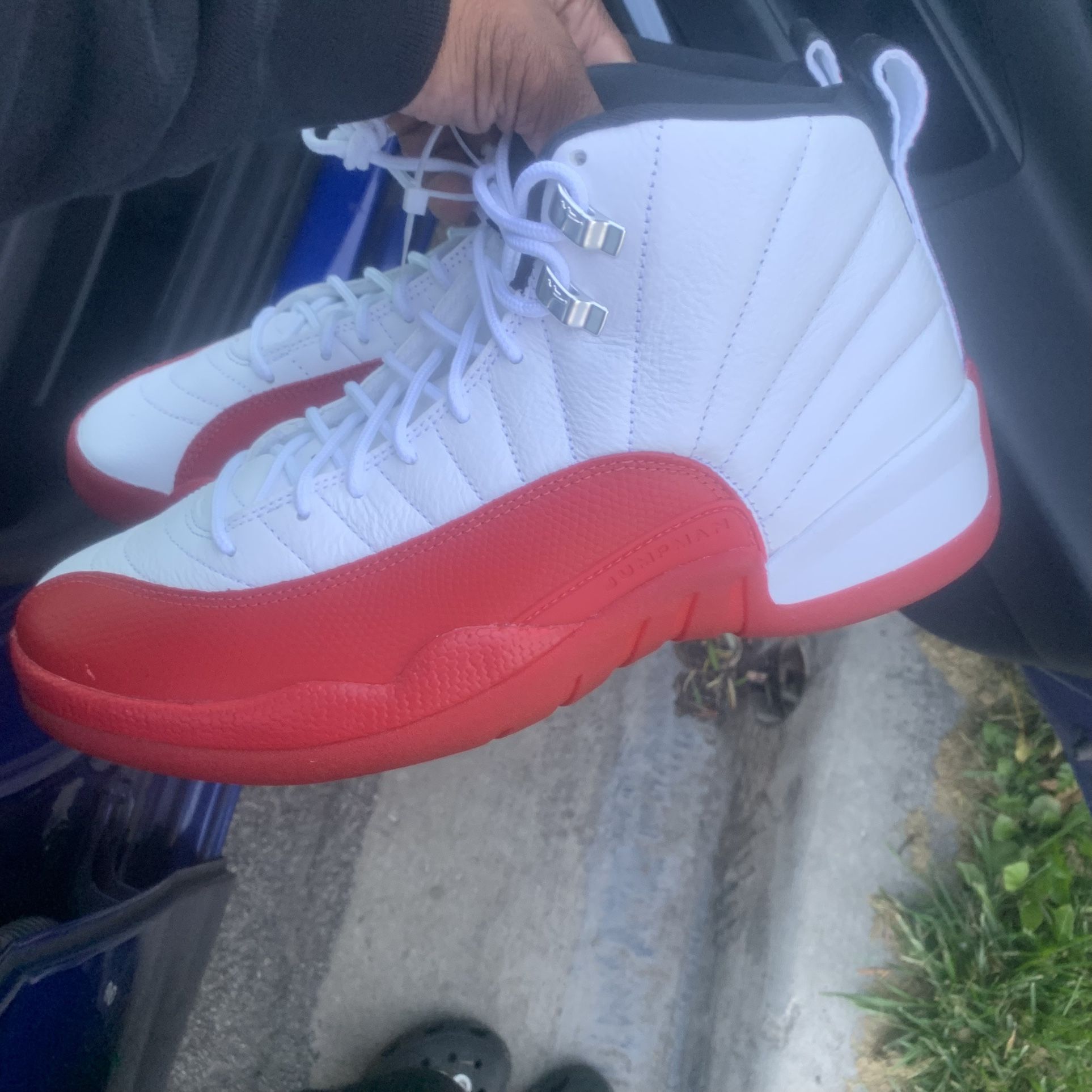 Air Jordan XII (cherry) Size 10
