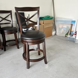 Rotatable solid wood bar stool