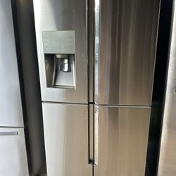 Samsung Stainless Steel Fridge Everything Works Great  2 Months Warranty Located At 📍5413 U.s 92 Plant City 📌