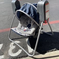 Fisher Price On The Go Swing Excellent Condition