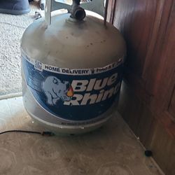 15 pound tanks propane (empty)