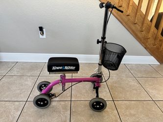 Knee scooter