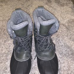 Men Bearpaw Boots 
