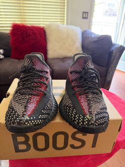 Adidas Yeezy Boost 350 V2 Sneakers