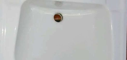 Genuine Vitreous China Sink From American Standard (1950's)