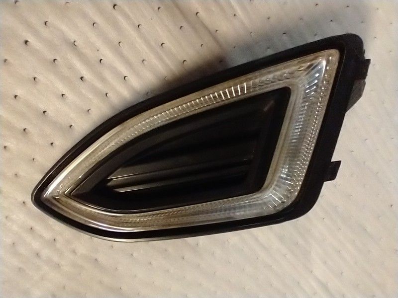 2015 - 2018 Ford Edge Driver Side Fog Light LED With LED Box OEM Part