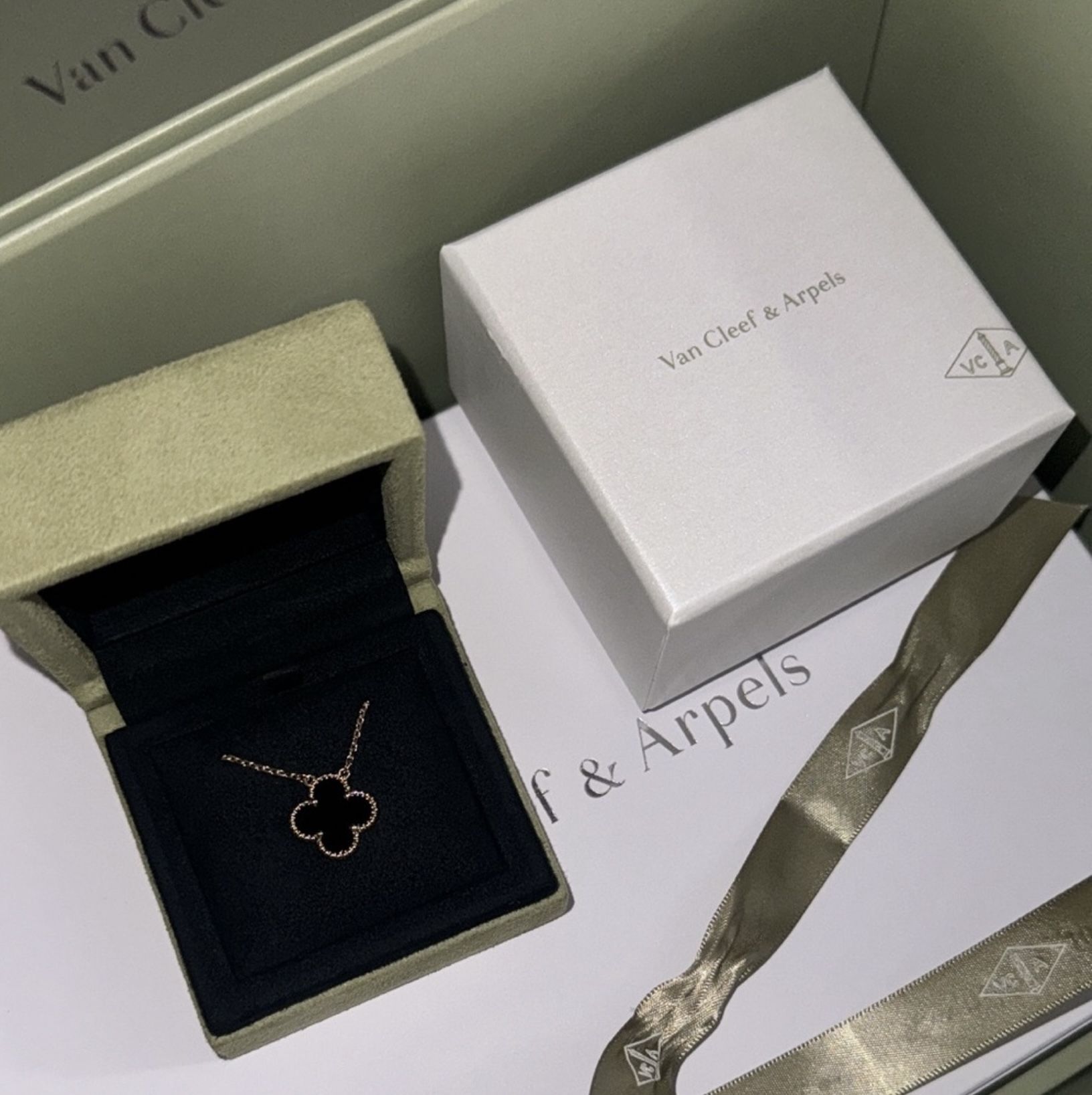 Van Cleef & Arpels Necklace in Onyx