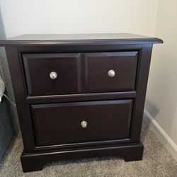 2 Night Stands 