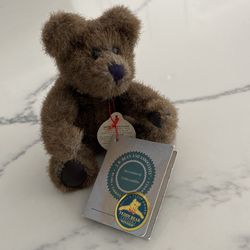 Boyd’s Bear Collectible Golden Teddy Award