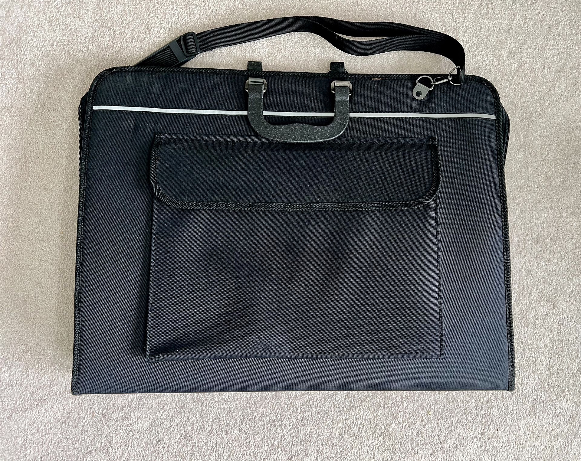 Nylon zippered art/photography portfolio case