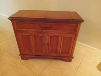 Wooden Side table,cabinet opens to be bar or desktop