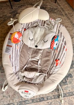 Fisher-Price Peek-a-boo Fox Deluxe Bouncer