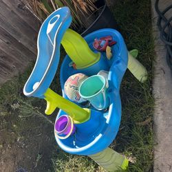 Free Kids Water Table 