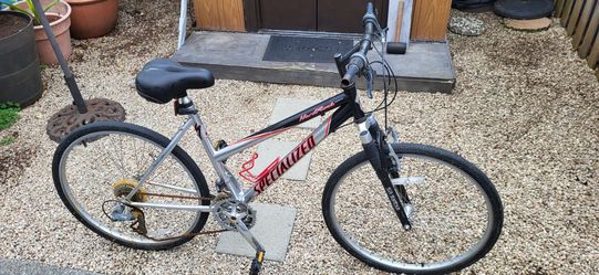 2 speed bikes specialize and discover sport sterling