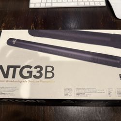 RØDE NTG3 Shotgun Microphone (NTG3B) – Film / Cinema Audio – Like New