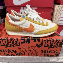 Nike daybreak paisley swoosh women size 10 $80